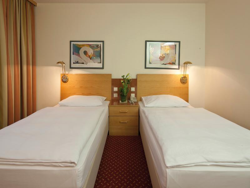 Austria Trend Hotel Salzburg West Himmelreich 外观 照片