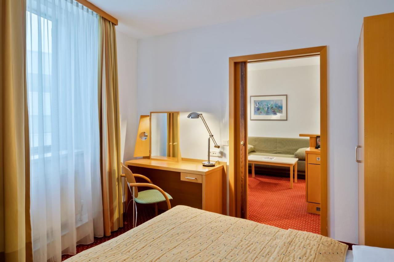 Austria Trend Hotel Salzburg West 外观 照片
