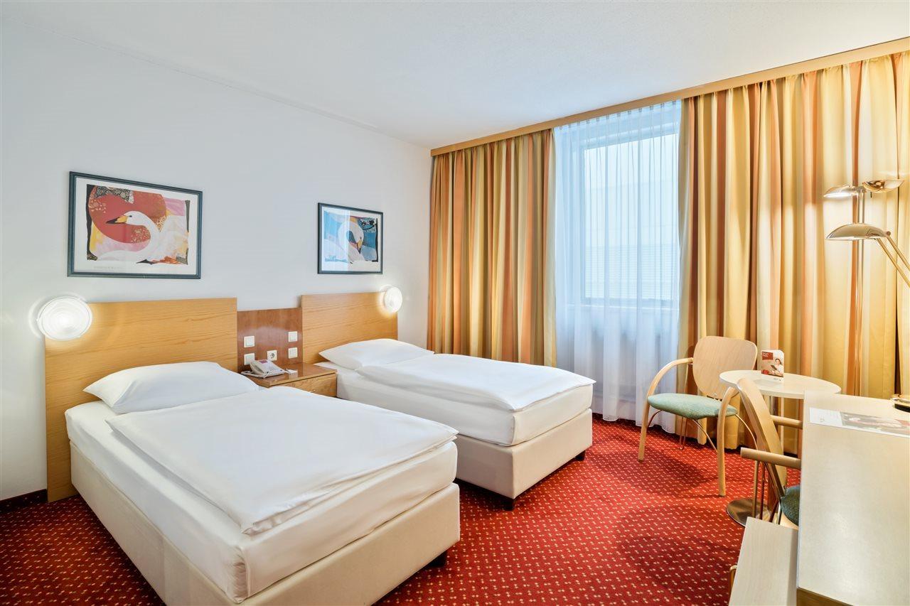 Austria Trend Hotel Salzburg West Himmelreich 外观 照片