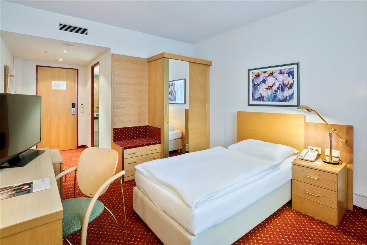 Austria Trend Hotel Salzburg West Himmelreich 外观 照片